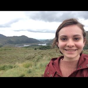 Meet your Posher, Rebecca